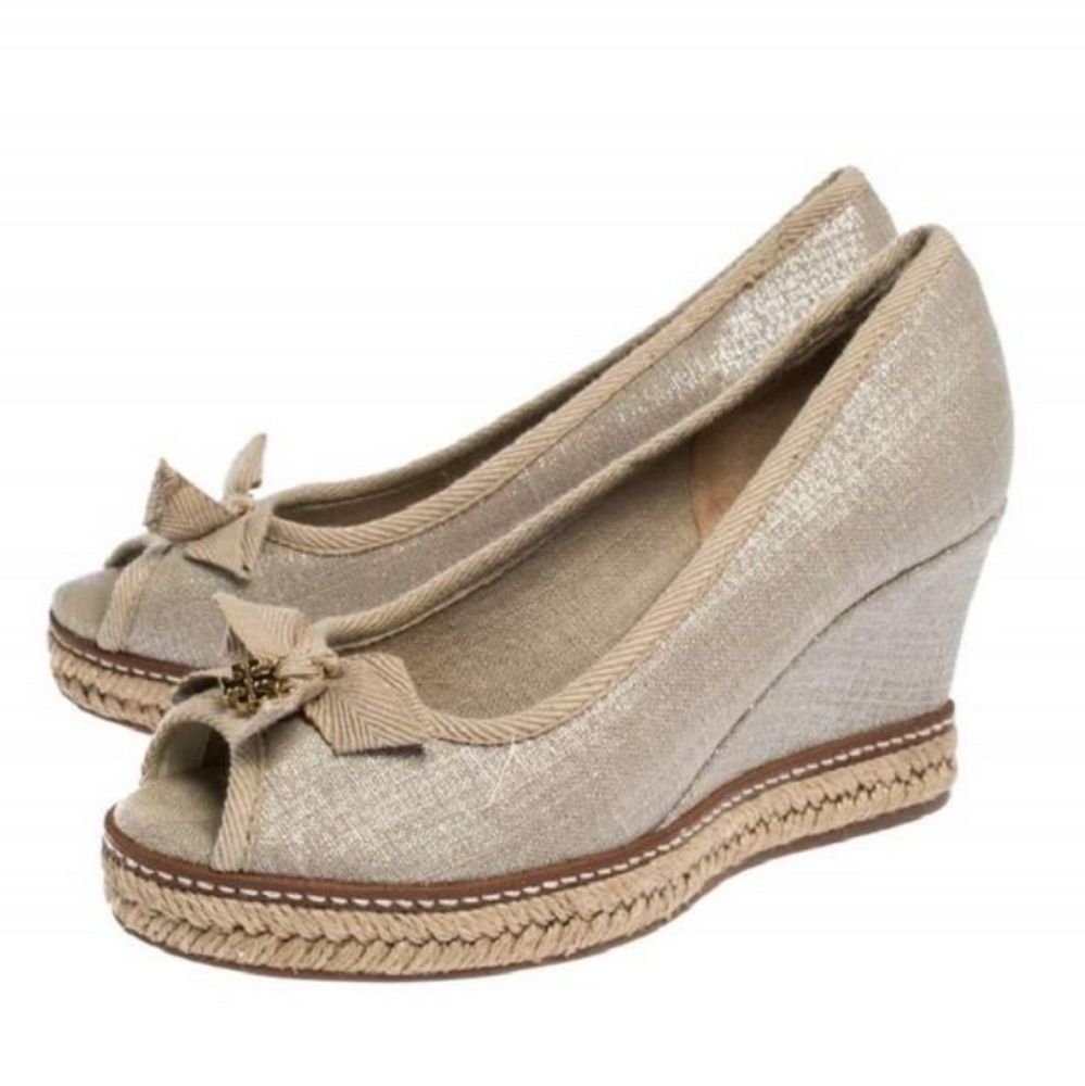 Tory Burch Gold Metalic Canvas Jakie Peep Toe Espidrilles in 8.5. #120